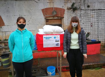Montezarci volonterskom akcijom „Daj šapu” prikupili donacije za napuštene životinje